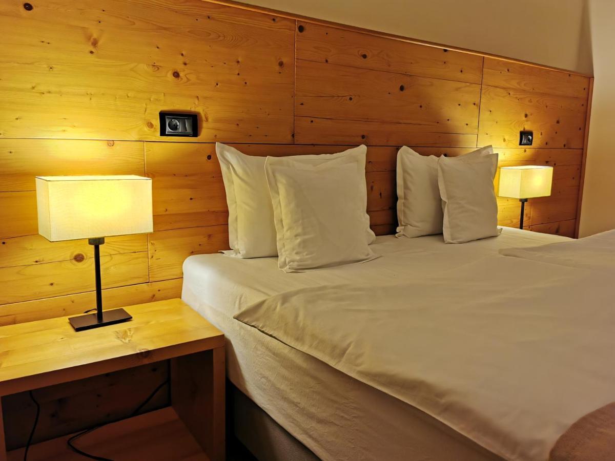 Monte Cervo Bio Hotel & Spa コバスナ エクステリア 写真