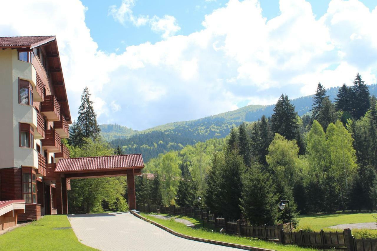 Monte Cervo Bio Hotel & Spa コバスナ エクステリア 写真