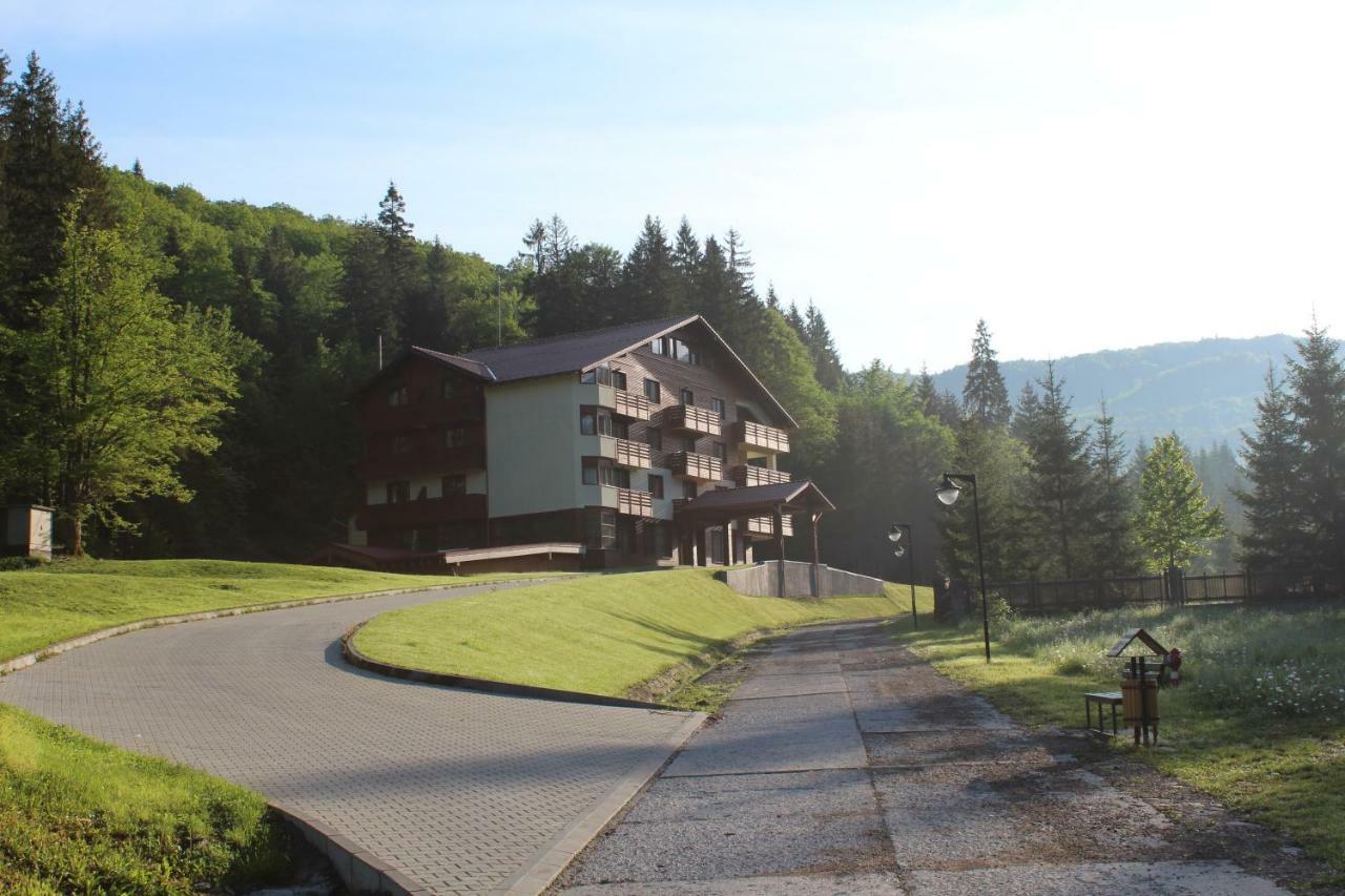 Monte Cervo Bio Hotel & Spa コバスナ エクステリア 写真