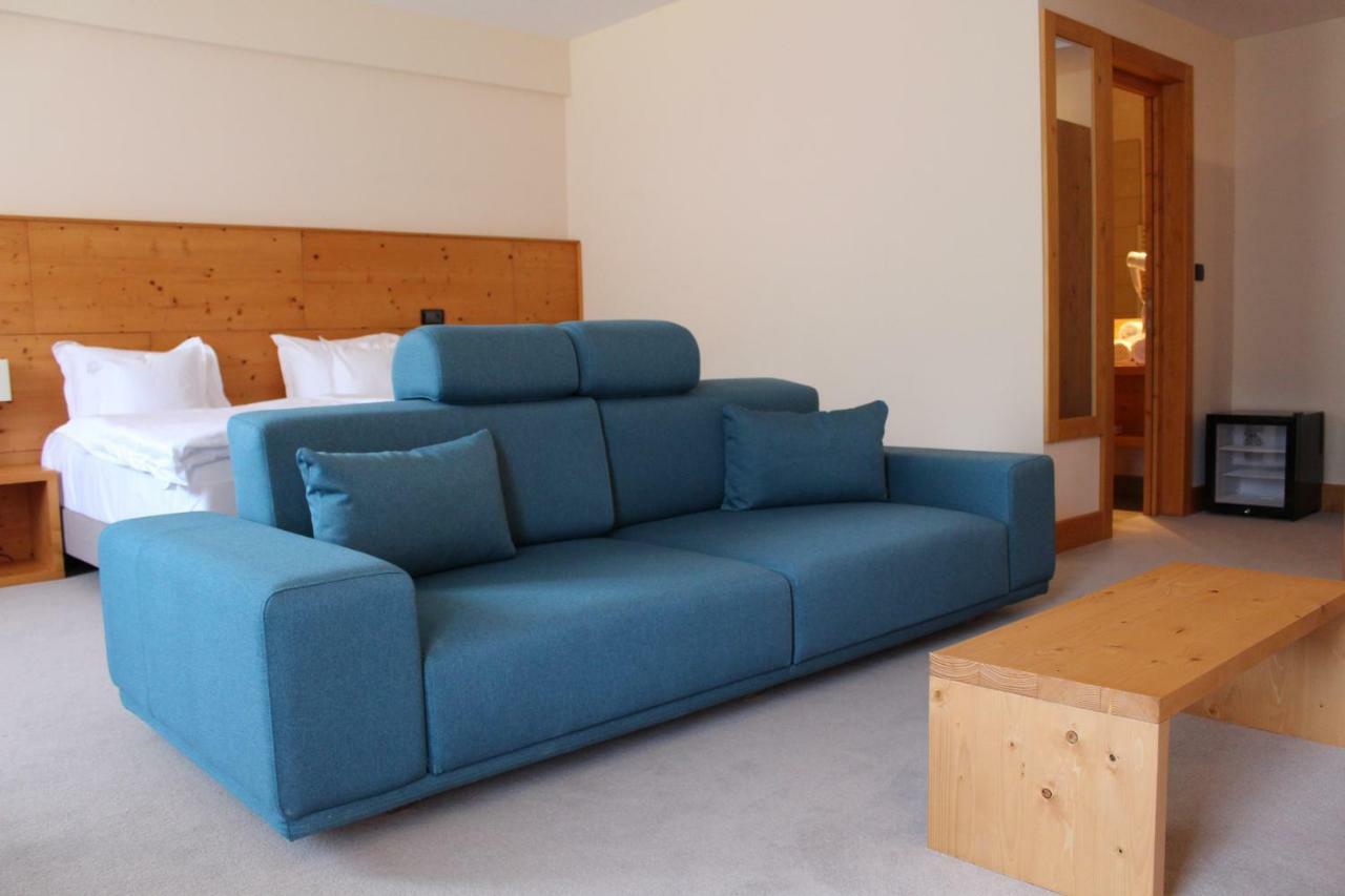 Monte Cervo Bio Hotel & Spa コバスナ エクステリア 写真